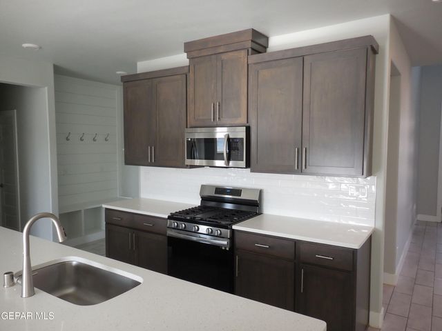 2245 ROCKY TERRACE Place, El Paso, TX 79911