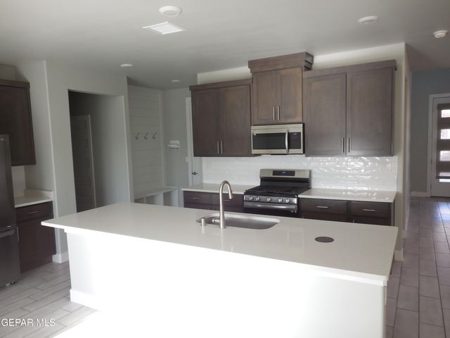 2245 ROCKY TERRACE Place, El Paso, TX 79911
