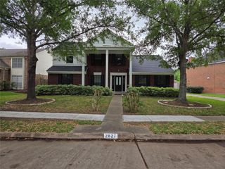2827 Lake Colony Drive, Missouri City, TX 77459