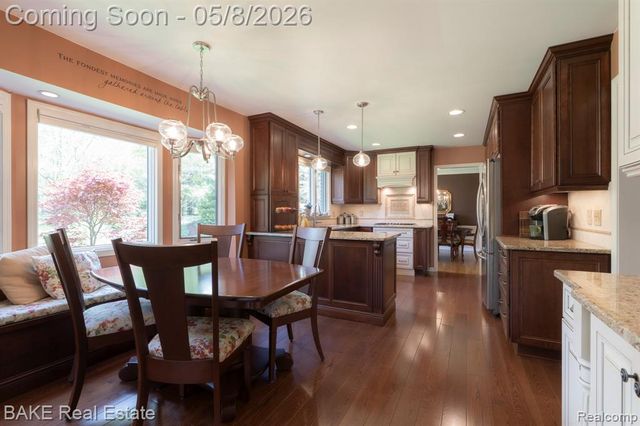 12910 Drury Lane, Plymouth, MI 48170