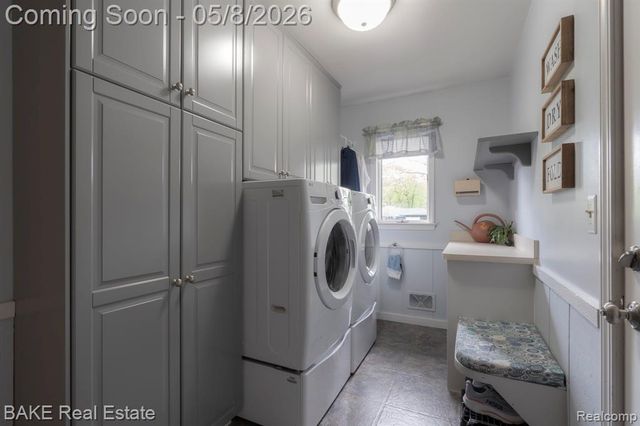 12910 Drury Lane, Plymouth, MI 48170