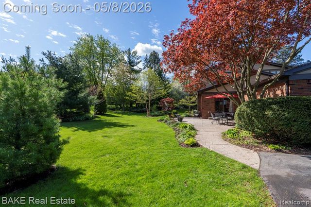 12910 Drury Lane, Plymouth, MI 48170
