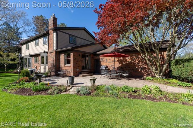 12910 Drury Lane, Plymouth, MI 48170