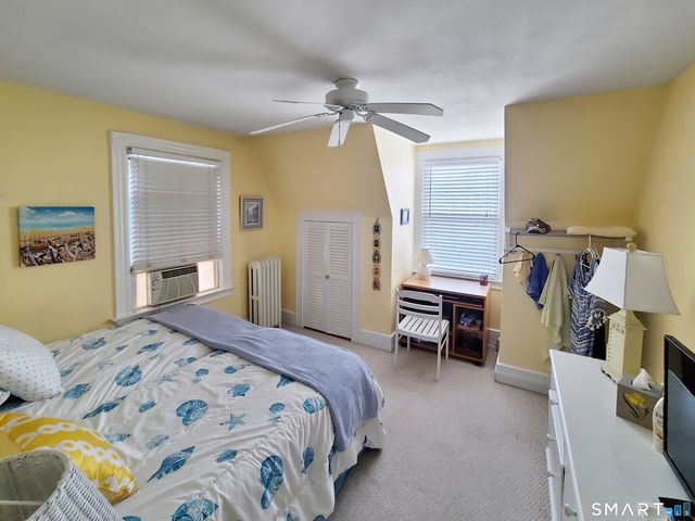 12 Elliott Avenue, New London, CT 06320