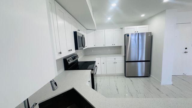 1600 S Ocean Drive 4a, Hollywood, FL 33019