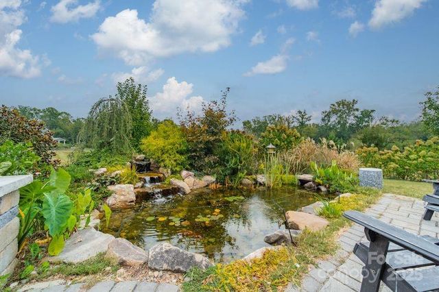 2762 Red Maple Lane, Harrisburg, NC 28075