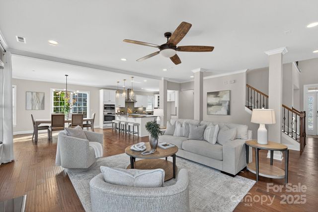 2762 Red Maple Lane, Harrisburg, NC 28075