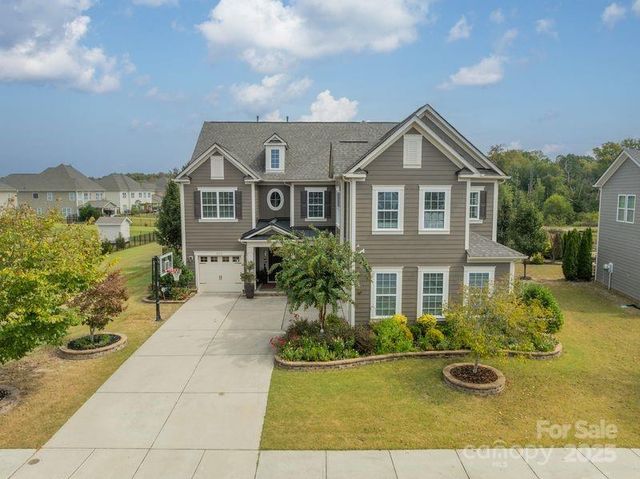 2762 Red Maple Lane, Harrisburg, NC 28075