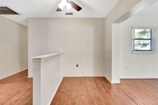 1021 HOLLYWOOD AVENUE, Eustis, FL 32726