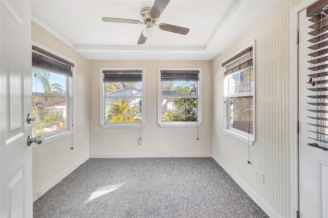 1021 HOLLYWOOD AVENUE, Eustis, FL 32726