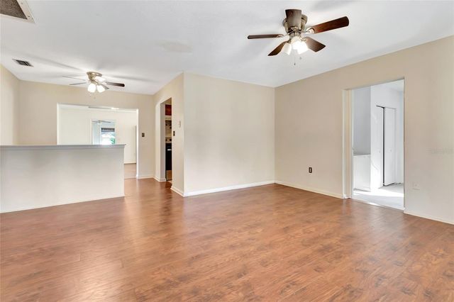 1021 HOLLYWOOD AVENUE, Eustis, FL 32726