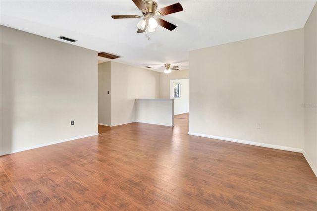 1021 HOLLYWOOD AVENUE, Eustis, FL 32726