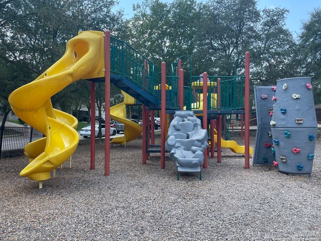 11111 Denae, Live Oak, TX 78233