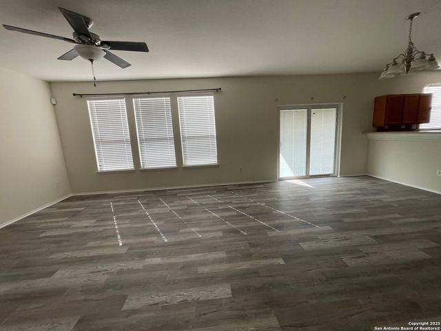 11111 Denae, Live Oak, TX 78233