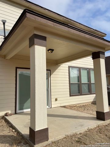 11111 Denae, Live Oak, TX 78233