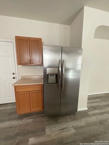 11111 Denae, Live Oak, TX 78233