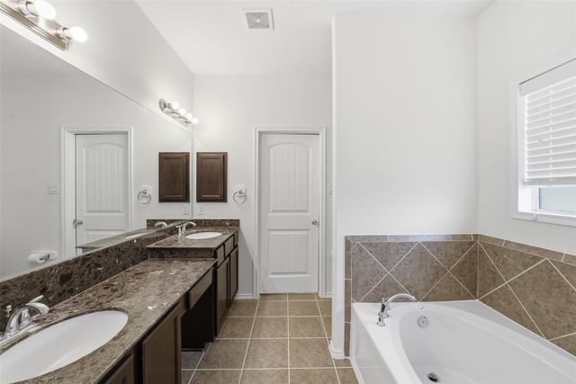 12830 Spruce Circle, Tomball, TX 77375