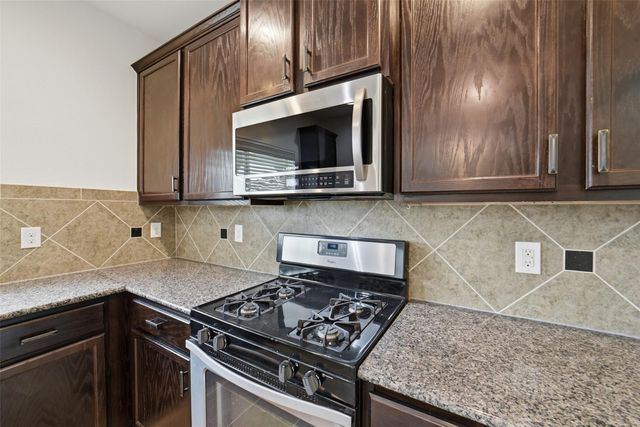 12830 Spruce Circle, Tomball, TX 77375