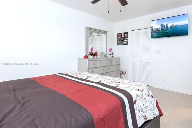 5300 Washington St B221, Hollywood, FL 33021