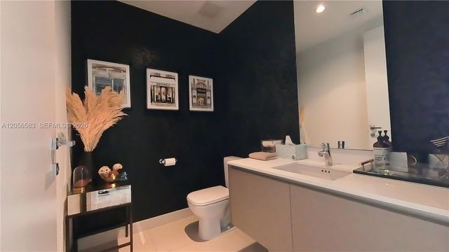3300 NE 188 Street 611, Aventura, FL 33180