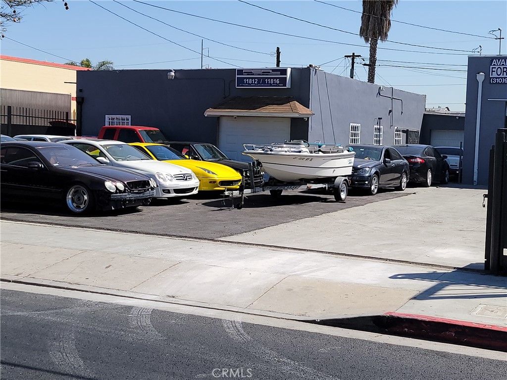 11812 Inglewood, Hawthorne, CA 90250