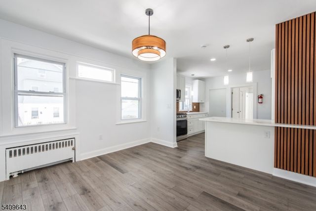 252 Keer Ave, Newark City, NJ 07112