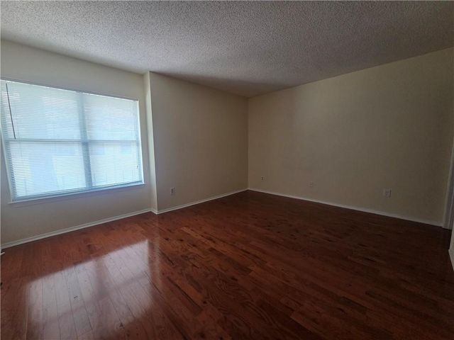 1204 Old Hammond Chase, Atlanta, GA 30350