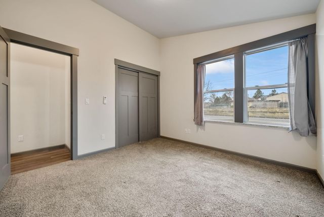 12 SE Revere Avenue, Madras, OR 97741