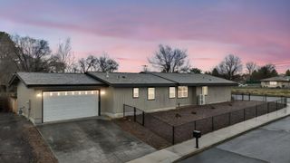 12 SE Revere Avenue, Madras, OR 97741