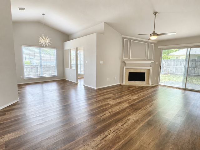 800 Bracken Place, Arlington, TX 76017