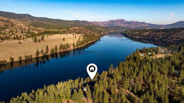 21125 N Byrne Ln, Nine Mile Falls, WA 99026
