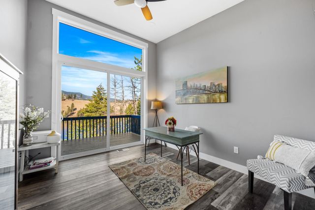 21125 N Byrne Ln, Nine Mile Falls, WA 99026