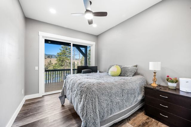 21125 N Byrne Ln, Nine Mile Falls, WA 99026