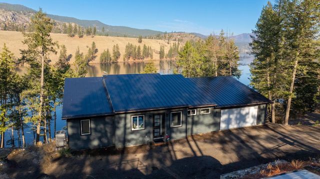 21125 N Byrne Ln, Nine Mile Falls, WA 99026