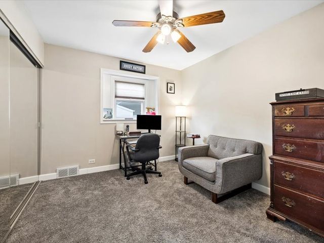 224 N Highland Avenue, Elmhurst, IL 60126