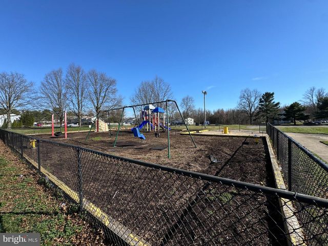 1407 HARFORD SQUARE DR, Edgewood, MD 21040