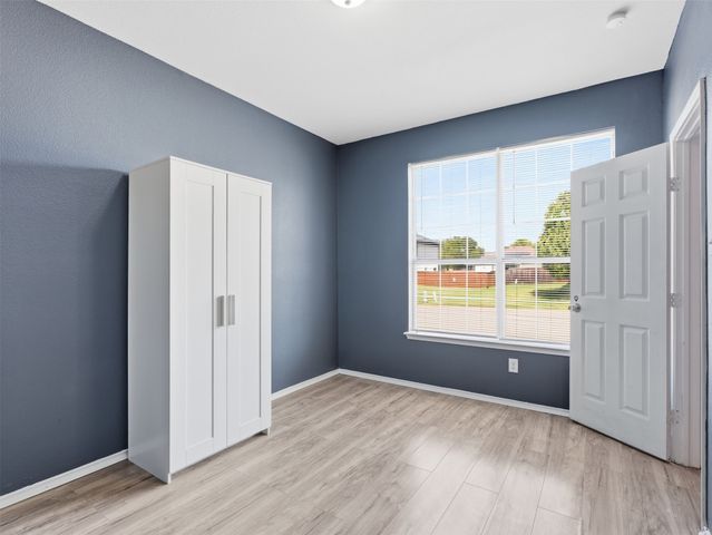 1125 Urban Drive, Desoto, TX 75115