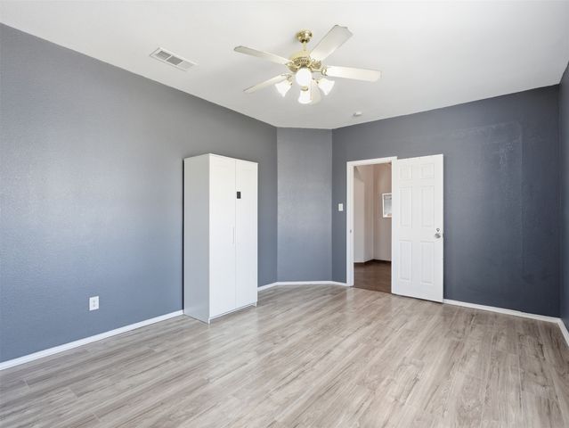 1125 Urban Drive, Desoto, TX 75115