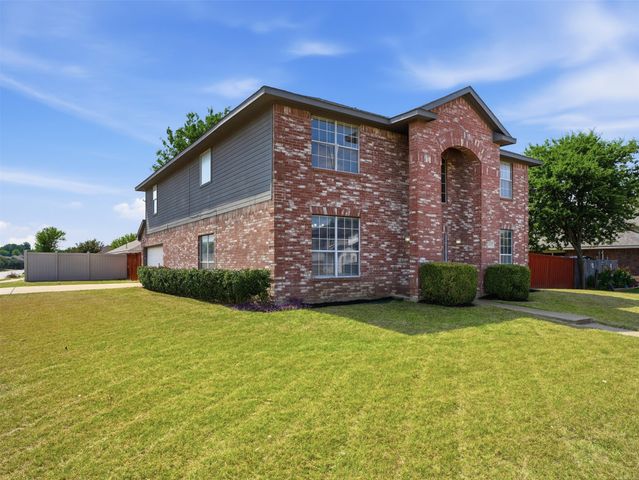 1125 Urban Drive, Desoto, TX 75115