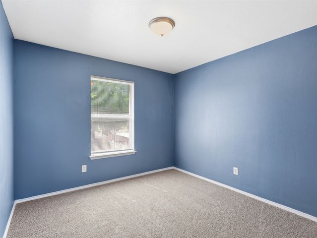 1125 Urban Drive, Desoto, TX 75115