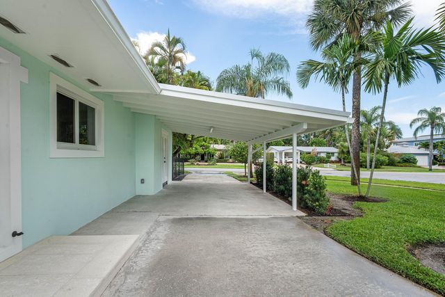 945 Westwind Drive, North Palm Beach, FL 33408