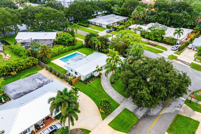 945 Westwind Drive, North Palm Beach, FL 33408