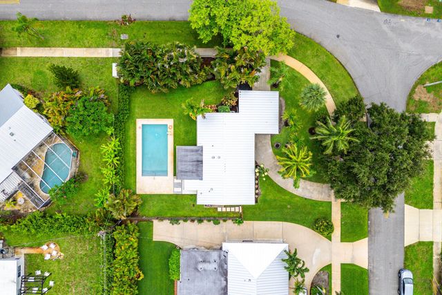 945 Westwind Drive, North Palm Beach, FL 33408