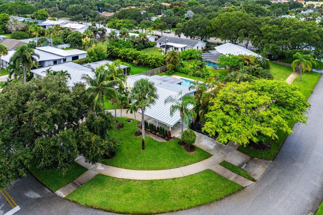 945 Westwind Drive, North Palm Beach, FL 33408
