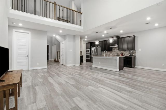 2505 Hatton Terrace Lane, Pearland, TX 77089