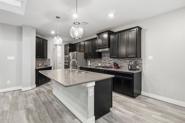 2505 Hatton Terrace Lane, Pearland, TX 77089
