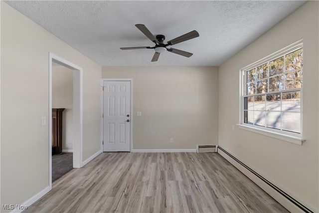 2900 Ravenna Avenue SE, East Canton, OH 44730