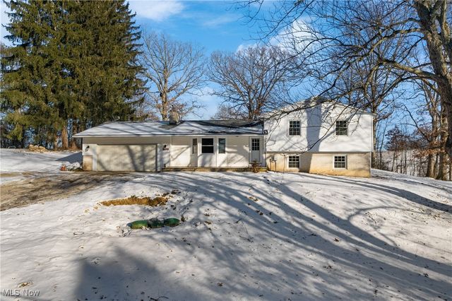 2900 Ravenna Avenue SE, East Canton, OH 44730