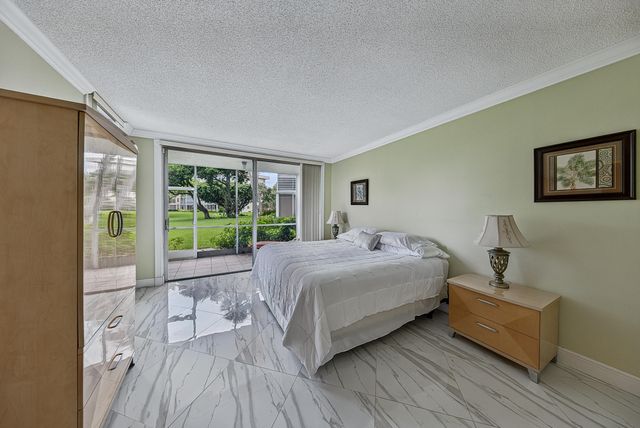 4020 W Palm Aire Drive 106, Pompano Beach, FL 33069