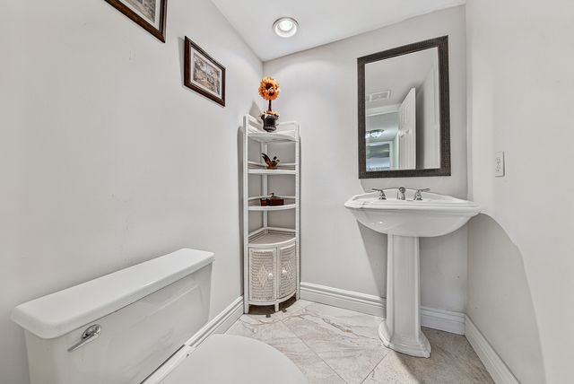 4020 W Palm Aire Drive 106, Pompano Beach, FL 33069
